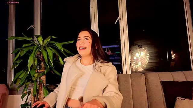 Snapshot of Ivanna_West chatting on 10-31-25, 10:16 Ivanna West online show from 10-31-25, 10:16