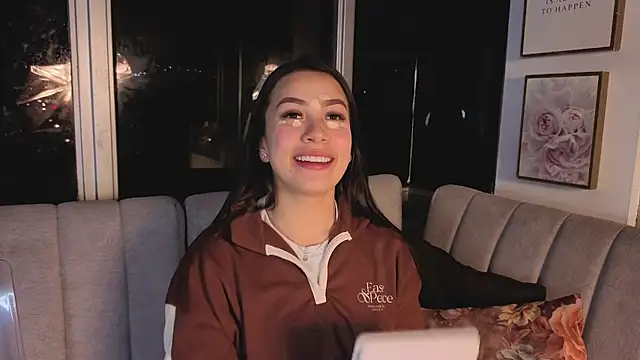 Snapshot of Ivanna_West chatting on 11-07-25, 10:15 Ivanna West online show from 11-07-25, 10:15