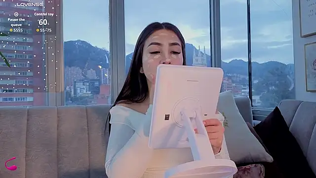 Snapshot of Ivanna_West chatting on 11-24-25, 11:32 Ivanna West online show from 11-24-25, 11:32