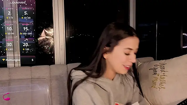 Snapshot of Ivanna_West chatting on 11-26-25, 10:05 Ivanna West online show from 11-26-25, 10:05