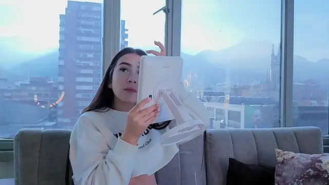 Snapshot of Ivanna_West chatting on 12-01-25, 11:48 Ivanna West online show from 12-01-25, 11:48