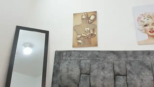 Chloe diamondss online show from 03-17-25, 09:33