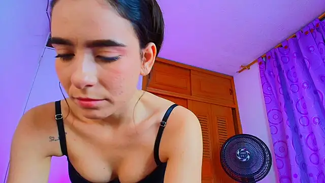 Peach Rose  online show from 03-02-25, 03:02