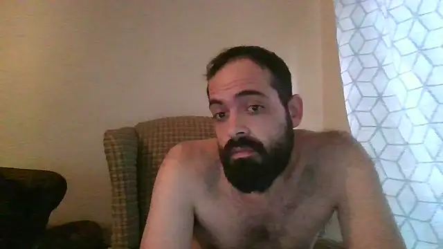 guccititi online show from 11-21-25, 05:33