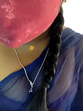 Snapshot of deepikasree chatting on 02-23-25, 03:45 deepikasree online show from 02-23-25, 03:45