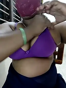 Snapshot of deepikasree chatting on 02-23-25, 02:57 deepikasree online show from 02-23-25, 02:57