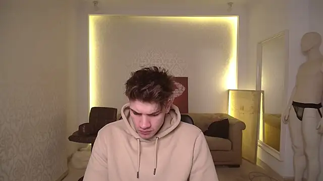 MaxKaiden online show from 02-27-25, 05:45