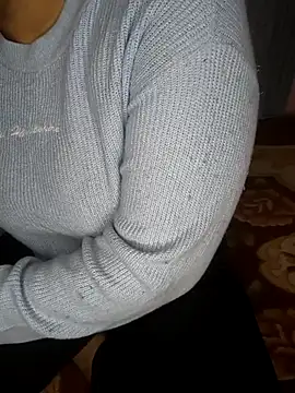 Snapshot of Sassy-soumu chatting on 02-23-25, 08:00 Sassy-soumu online show from 02-23-25, 08:00