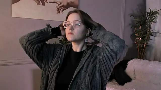 Rada Woods online show from 03-12-25, 05:35