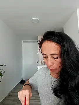 Coeur de luxure online show from 09-18-25, 06:21