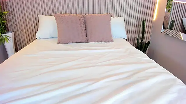 GeorginaReyes online show from 09-13-25, 10:53