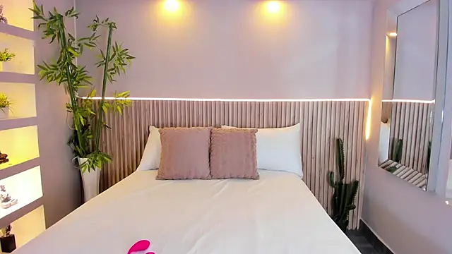 GeorginaReyes online show from 10-06-25, 10:51