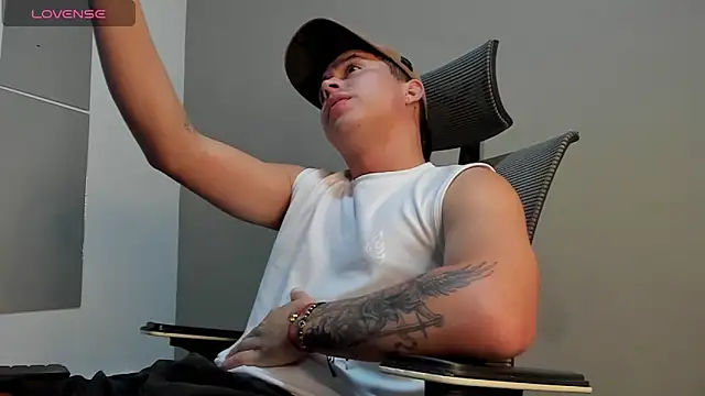 mattiwsmorris  online show from 12-02-25, 10:16