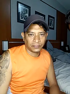 Snapshot of Odin-2121 chatting on 03-03-25, 11:44 Odin-2121 online show from 03-03-25, 11:44