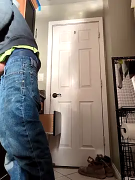 Snapshot of QueenM3 chatting on 02-27-25, 09:58 QueenM3 online show from 02-27-25, 09:58