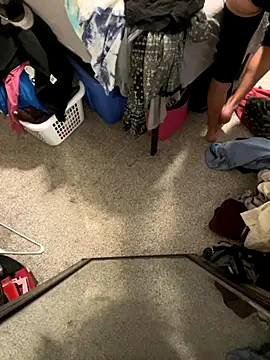 Snapshot of QueenM3 chatting on 11-17-25, 06:03 QueenM3 online show from 11-17-25, 06:03