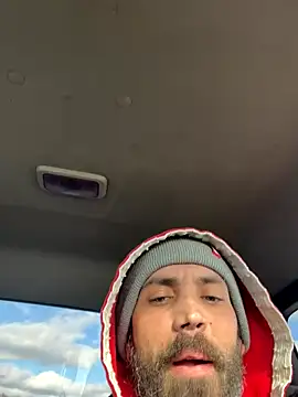 Snapshot of QueenM3 chatting on 11-27-25, 07:27 QueenM3 online show from 11-27-25, 07:27