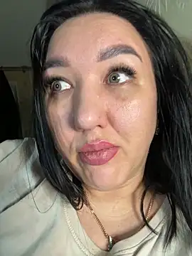 Naughtbaby 2025 online show from 11-25-25, 04:01