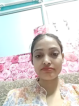 Snapshot of Kavyacute08 chatting on 11-17-25, 04:57 Kavyacute08 online show from 11-17-25, 04:57