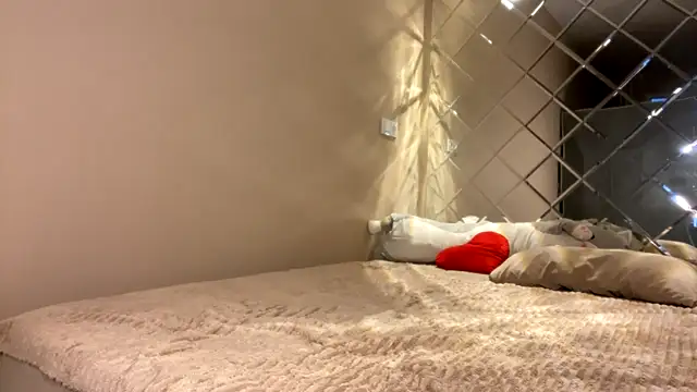 selena shawty online show from 09-09-25, 03:44