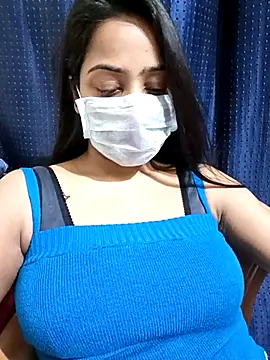 COZY ROZI online show from 03-04-25, 06:50