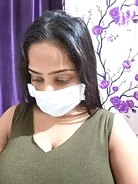 COZY ROZI online show from 09-22-25, 04:20