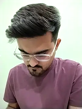 Snapshot of hornypurush chatting on 03-22-25, 07:31 hornypurush online show from 03-22-25, 07:31