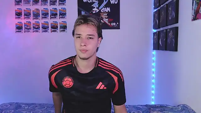 Snapshot of jack_walker190 chatting on 10-30-25, 06:04 jack walker190 online show from 10-30-25, 06:04