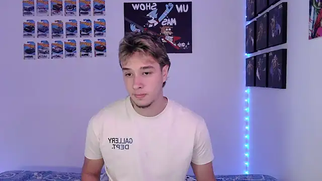 Snapshot of jack_walker190 chatting on 11-02-25, 02:19 jack walker190 online show from 11-02-25, 02:19