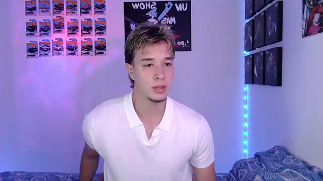 Snapshot of jack_walker190 chatting on 11-10-25, 05:28 jack walker190 online show from 11-10-25, 05:28