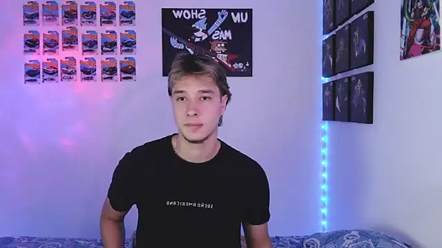 Snapshot of jack_walker190 chatting on 11-15-25, 04:43 jack walker190 online show from 11-15-25, 04:43