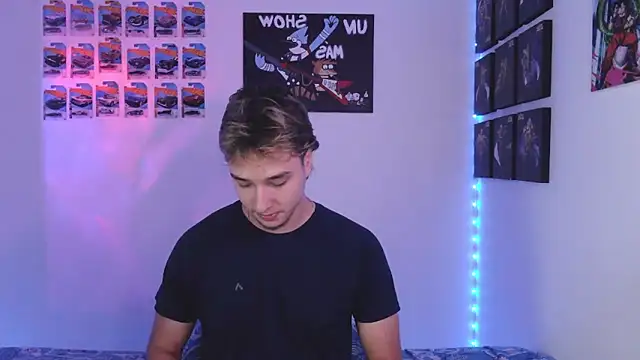 Snapshot of jack_walker190 chatting on 11-17-25, 07:47 jack walker190 online show from 11-17-25, 07:47