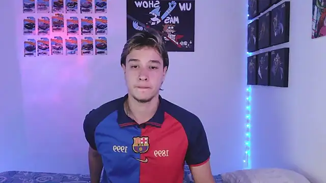 Snapshot of jack_walker190 chatting on 11-24-25, 05:18 jack walker190 online show from 11-24-25, 05:18