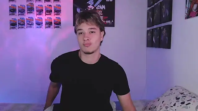 Snapshot of jack_walker190 chatting on 12-05-25, 08:45 jack walker190 online show from 12-05-25, 08:45