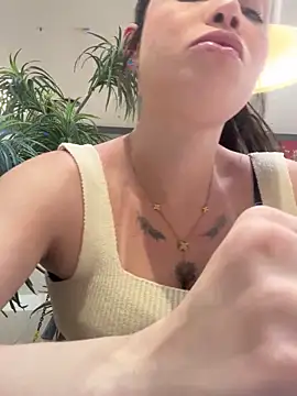 Snapshot of segb chatting on 10-07-25, 02:25 segb online show from 10-07-25, 02:25