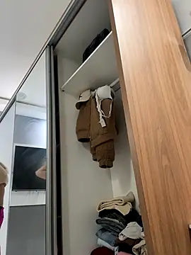 Snapshot of segb chatting on 10-10-25, 06:18 segb online show from 10-10-25, 06:18