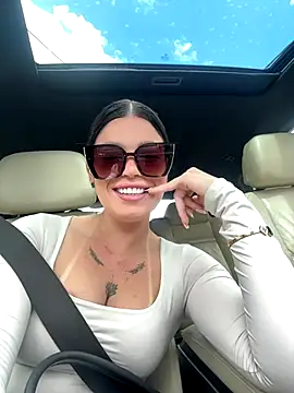 Snapshot of segb chatting on 10-20-25, 03:45 segb online show from 10-20-25, 03:45