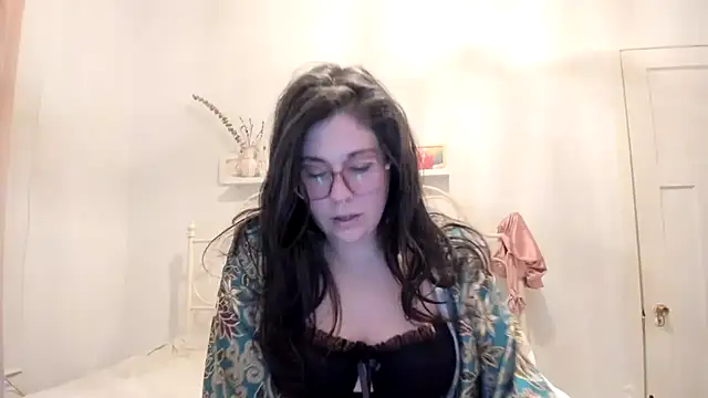 Snapshot of Rosiee69_ chatting on 02-22-25, 10:20 Rosiee69 online show from 02-22-25, 10:20