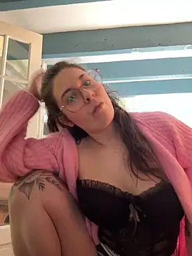 Snapshot of Rosiee69_ chatting on 03-02-25, 07:12 Rosiee69 online show from 03-02-25, 07:12