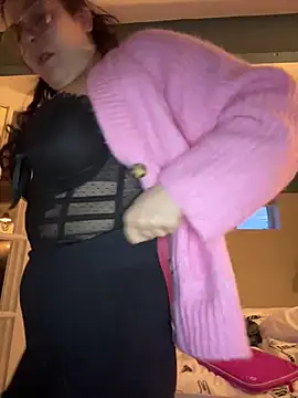 Snapshot of Rosiee69_ chatting on 03-03-25, 11:22 Rosiee69 online show from 03-03-25, 11:22