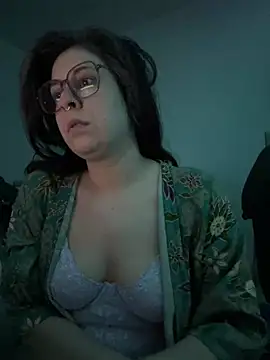 Snapshot of Rosiee69_ chatting on 03-09-25, 10:08 Rosiee69 online show from 03-09-25, 10:08