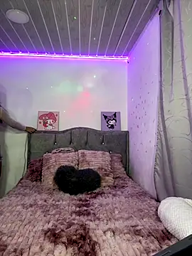 Emily-teen online show from 11-06-25, 07:37