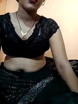 Snapshot of Sunita33 chatting on 02-23-25, 11:00 Sunita33 online show from 02-23-25, 11:00