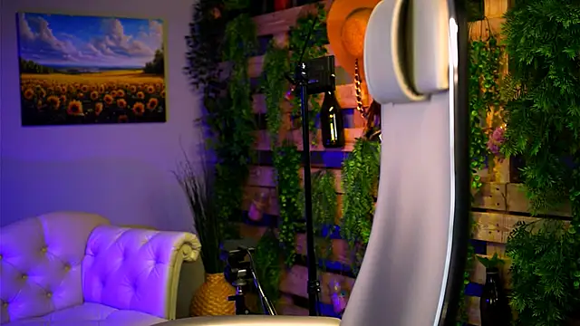 Snapshot of JenniferGraces chatting on 02-05-26, 11:48 JenniferGraces online show from 02-05-26, 11:48