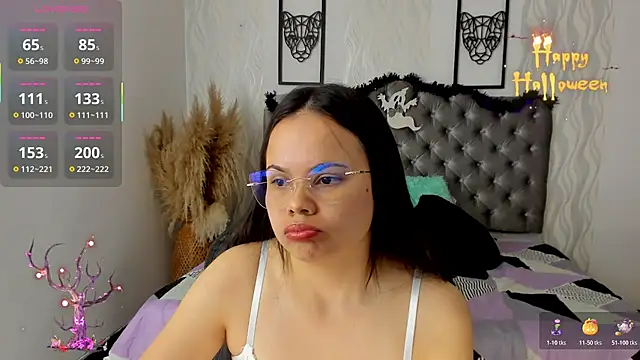 Kath latorre online show from 10-28-25, 01:03