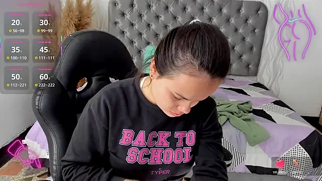 Kath latorre online show from 11-16-25, 01:17