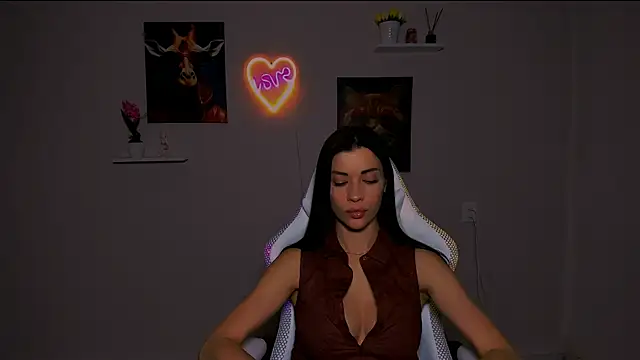 Snapshot of KetiWils chatting on 03-02-25, 04:53 KetiWils online show from 03-02-25, 04:53