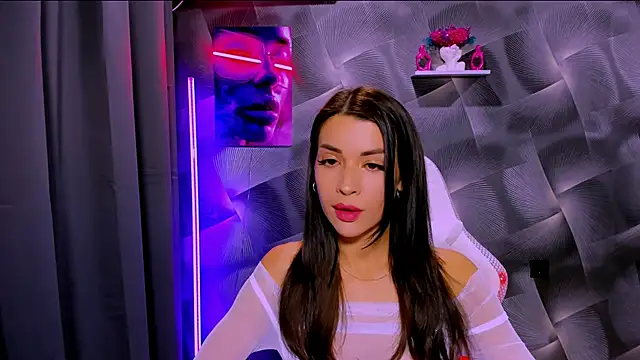 Snapshot of KetiWils chatting on 11-02-25, 01:46 KetiWils online show from 11-02-25, 01:46