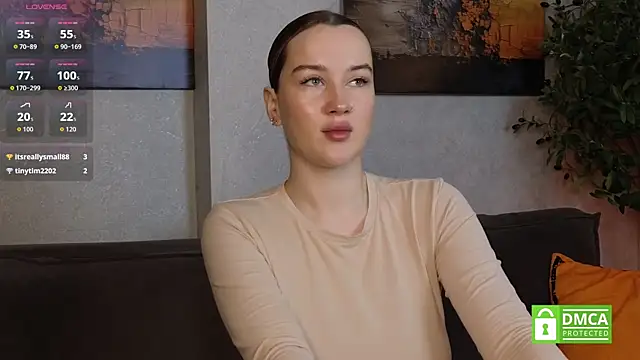 Anna Carters online show from 10-17-25, 04:26