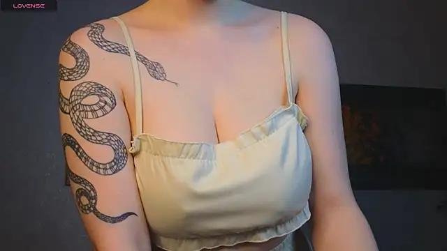 Anna Carters online show from 11-20-25, 08:47